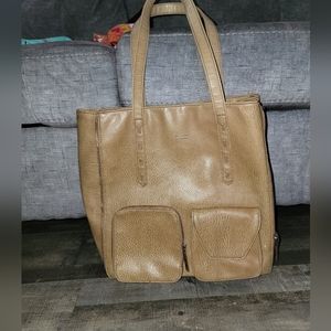 MATT and Nat expandable leather Zipper bag